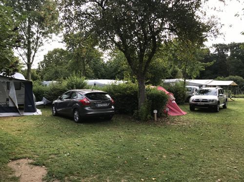 camping du bac ménil pays de la loire sud mayenne emplacements