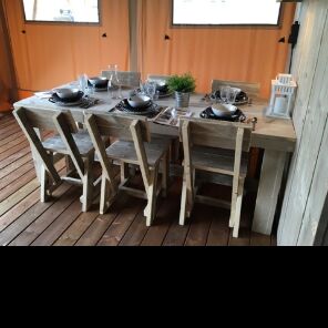 espace repas intérieur