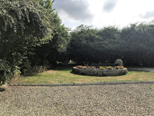 gite-montebrun-jardin