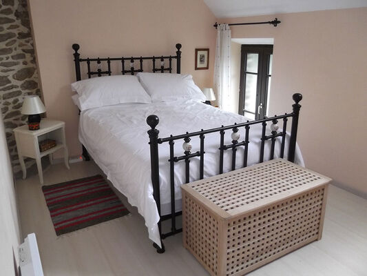 Gîte Jouet à Loupfougères - chambre
