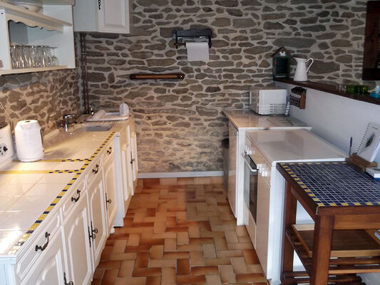 Gîte Jouet à Loupfougères - cuisine