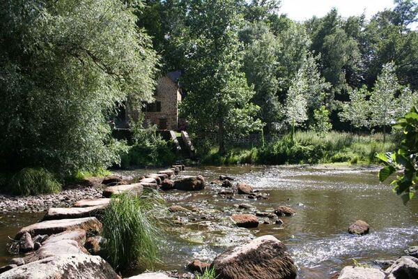 gite-le-moulin-de-boistard-chantrigne-53-hlo-1