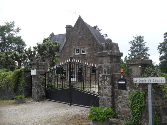 gite-le-logis-de-launay-53-saint-ellier-du-maine-hlo-1