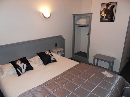 hotellatourdesanglais-mayenne-53-hot-8