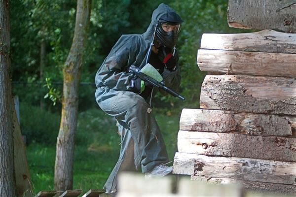 paint-ball-parc-de-loisirs-de-la-colmont-gorron-53-asc-1-2