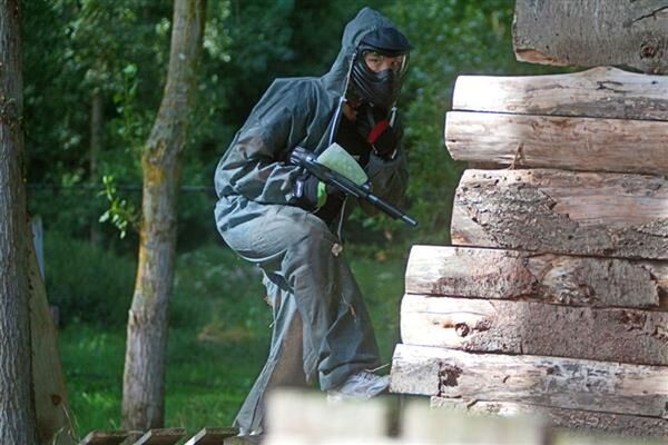 paint-ball-parc-de-loisirs-de-la-colmont-gorron-53-asc-1-2