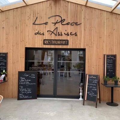 Restaurants Place des Assises