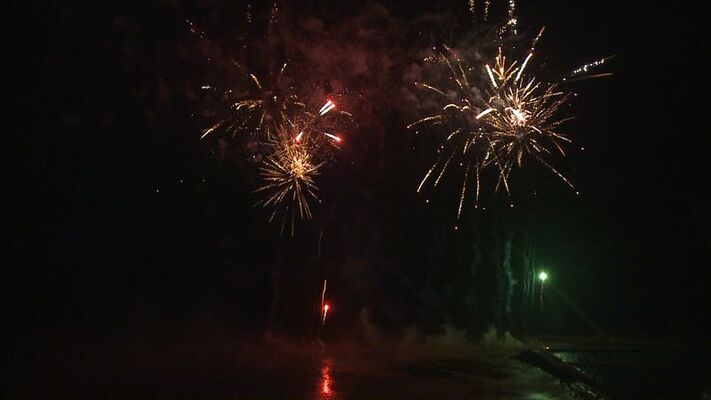 Feu artifice - Office culturel Saint-Pair-sur-Mer