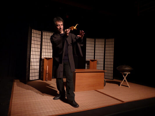 Pascal-Mitsuru-Gueran---Reves-de-papier---Credit-Ph