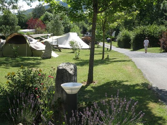 7- espace camping fleur
