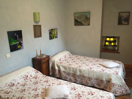 9-chambre-soubirous-gavarnie-HautesPyrenees