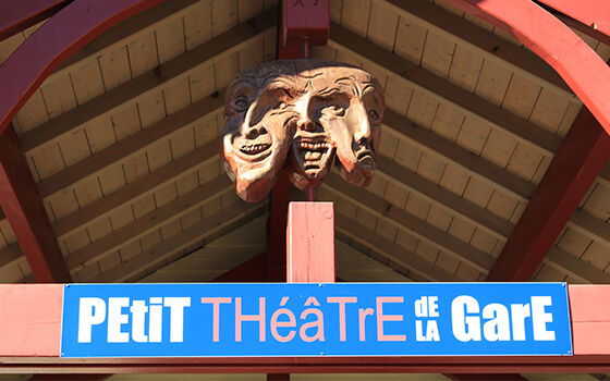 2016-petit-theatre-gare-argeles-gazost