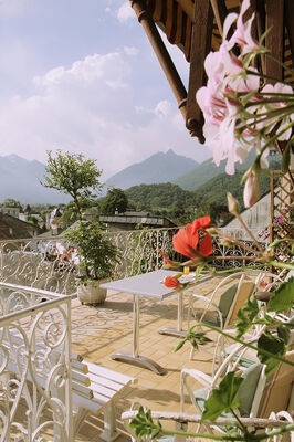 2017-hotel-beau-site-terrasse-argeles-gazost-hautes-pyrenees