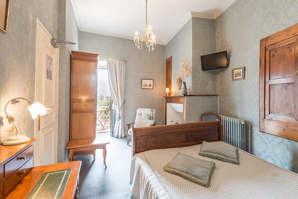 2017-hotel-beau-site-chambre-bois-argeles-gazost-hautes-pyrenees