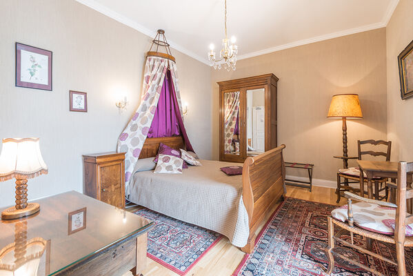 2017-hotel-beau-site-lit-argeles-gazost-hautes-pyrenees