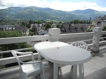 terrasse-gueguenespiet-1etage-argelesgazost-HautesPyrenees