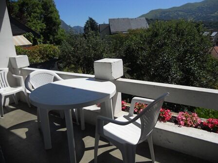 terrasse-gueguenespietrdc-argelesagazost-HautesPyrenees