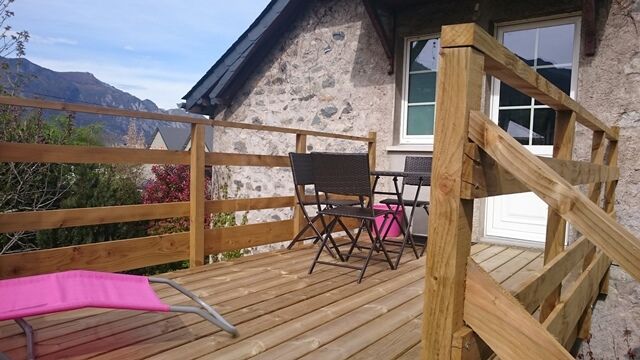 terrassesuyen-grangedethalie-argelesgazost-HautesPyrenees
