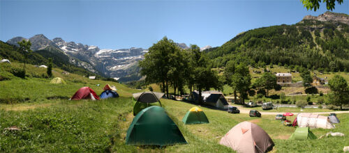 AIRE NATURELLE DE CAMPING La Bergerie 1