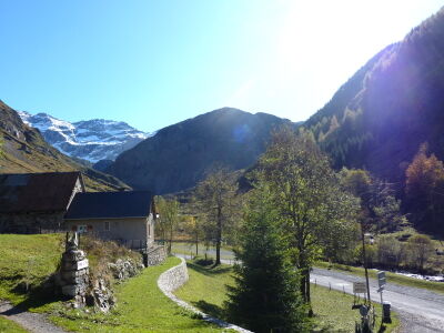 AIRE DE CAMPING Le Cairn 2