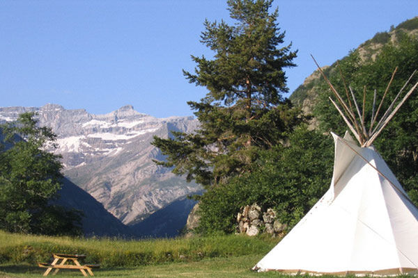 C-tipi2-caussieu-gavarnie-HautesPyrenees