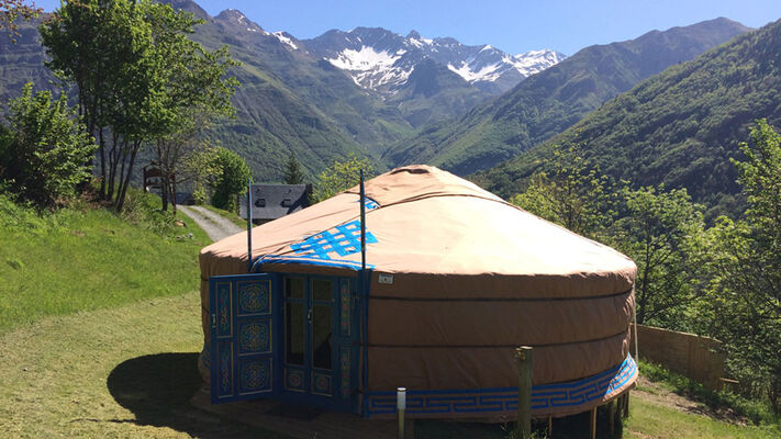 C-yourte3-caussieu-gavarnie-HautesPyrenees