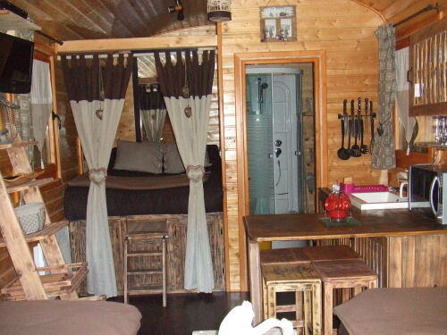 CAMPING ROULOTTE - Chambre