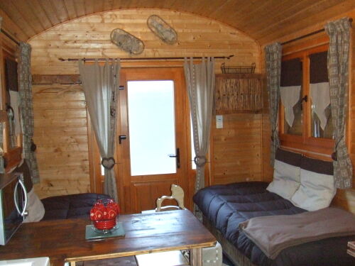 CAMPING ROULOTTE - salon