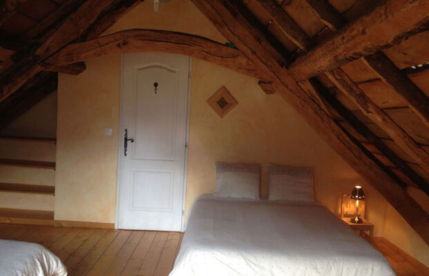 CAUSSIEU Francis Grange 6 pers - chambre 4