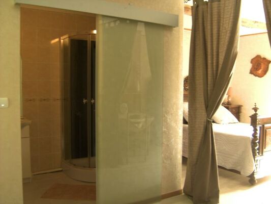 SANYOU-Chambres d'Hôtes -Chambre 1