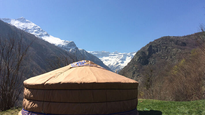 E-yourte5-caussieu-gavarnie-HautesPyrenees