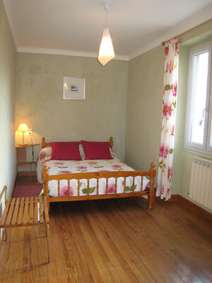 F-chambre3-cumia-gedre-HautesPyrenees