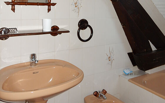 F-salledebain-gris-gedre-HautesPyrenees