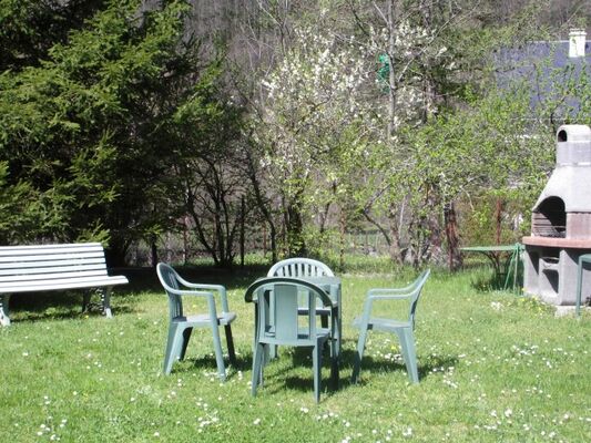 HPG10 - Appart Gèdre_Mme Gabail - Barbecue