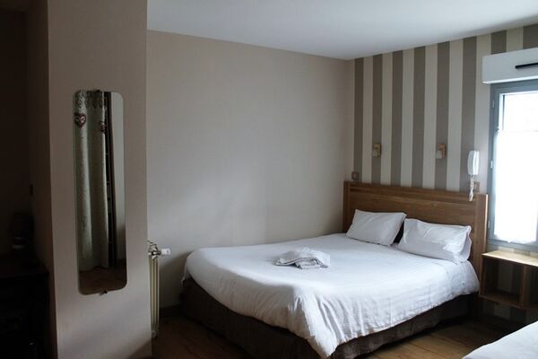 HPH128 - Hôtel de Londres-ch3
