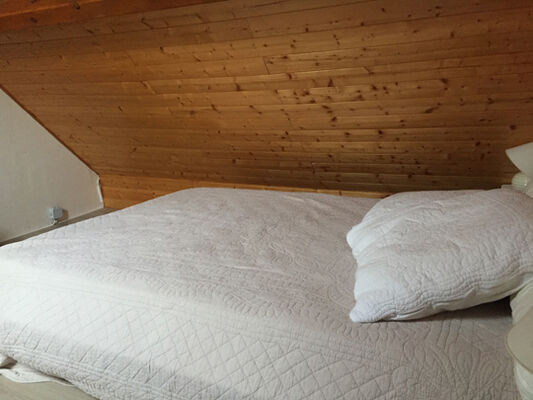 I-chambre4-blanc-gavarnie-HautesPyrenees