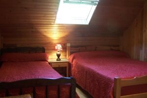 MILLET - 5 P 2 ème ETAGE CHAMBRE 1