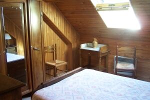 MILLET - 5 P 2ème ETAGE CHAMBRE 2