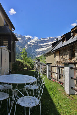 N-exterieur2-courtade-gavarnie-HautesPyrenees