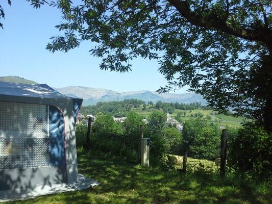 ORIGINALES-CampingChataigniers-Arcizans-Avant (1)