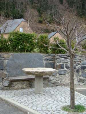 SABATUT René Le Castillon 6 pers - COIN JARDIN