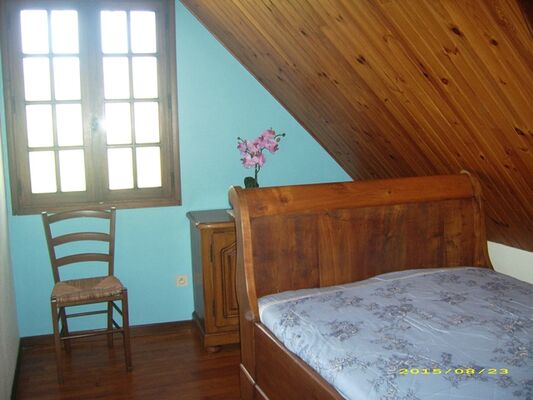 aberet-chambre1-saintpastous-HautesPyrenees