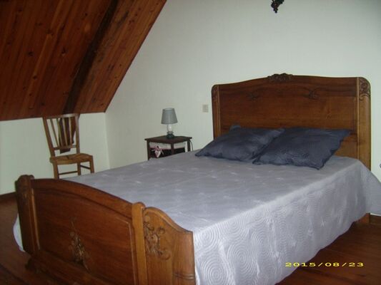 aberet-chambre2-saintpastous-HautesPyrenees