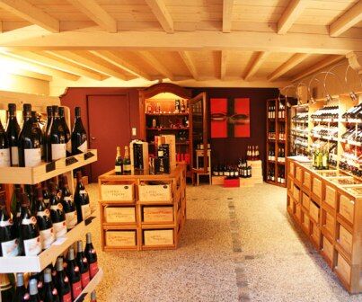 boutique2-cavevignau-argelesgazost-HautesPyrenees
