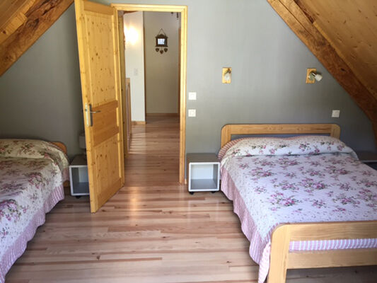 c-chambre3-goube-gedre-HautesPyrenees