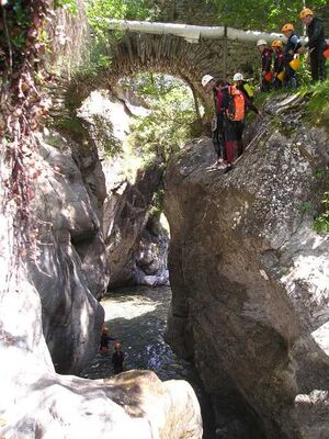 B BUREAU DES GUIDES -Canyon 2