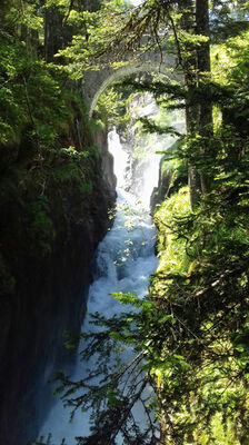 cascade-deffarge-argelesgazost-HautesPyrenees