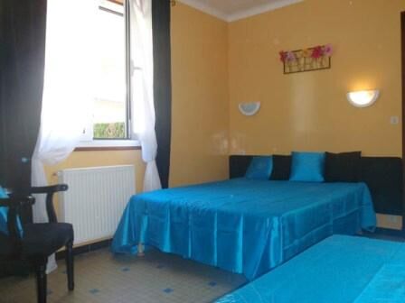 chambre-guiraudcasabostardc-ayzacost-HautesPyrenees