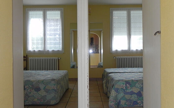 chambre-llodra-argelesgazost-HautesPyrenees