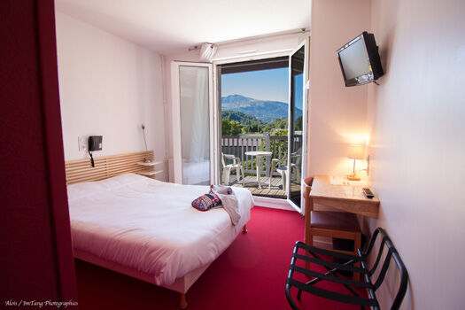 chambre-pierredagos-agosvidalos-HautesPyrenees